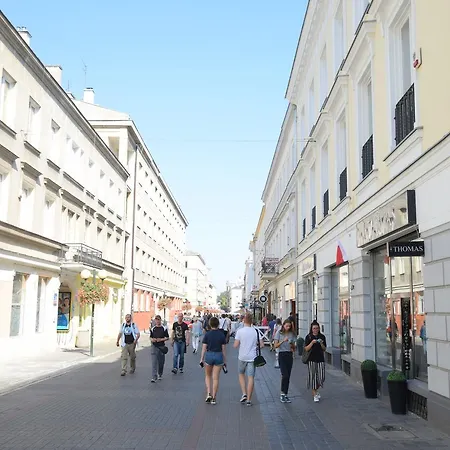 Elegant Chmielna Promenade