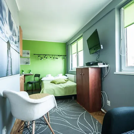 Elegant Chmielna Promenade Apartment Warsaw