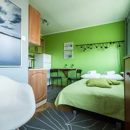 Elegant Chmielna Promenade Apartment