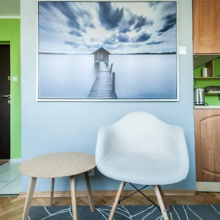 Elegant Chmielna Promenade Apartment